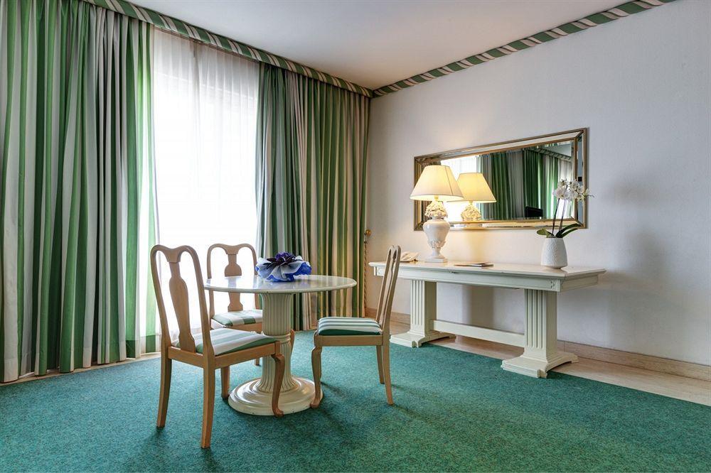 Aris Garden Hotel Casal Palocco Kültér fotó