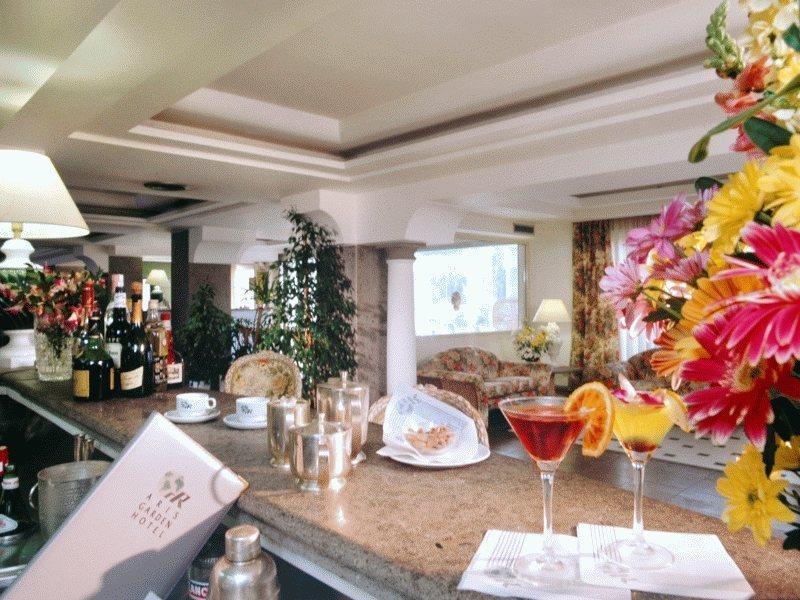 Aris Garden Hotel Casal Palocco Kültér fotó