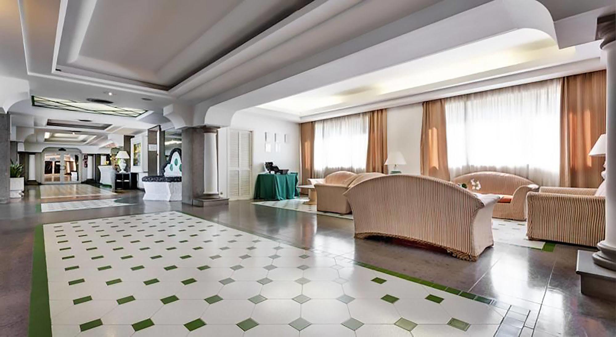 Aris Garden Hotel Casal Palocco Kültér fotó