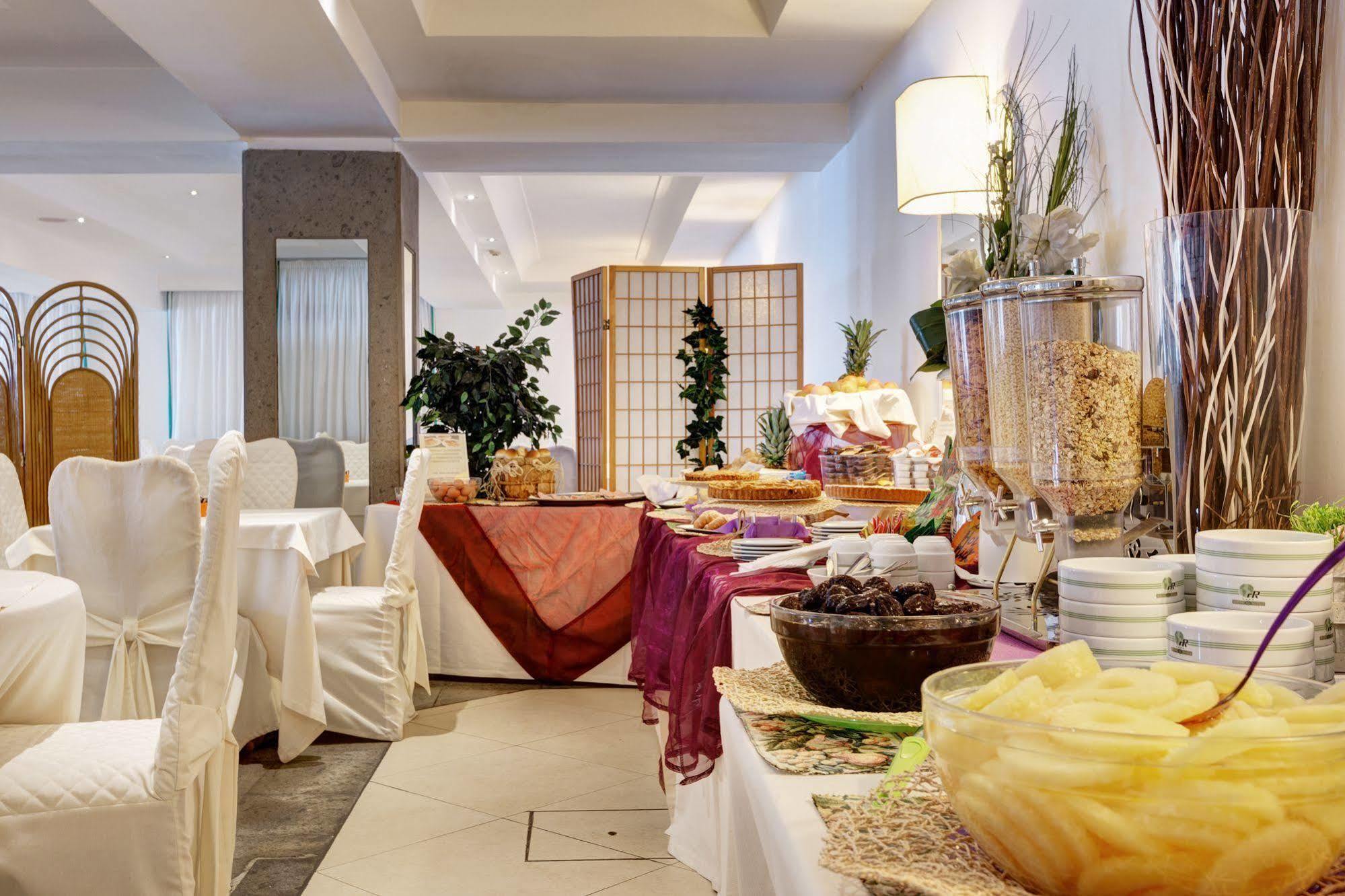 Aris Garden Hotel Casal Palocco Kültér fotó