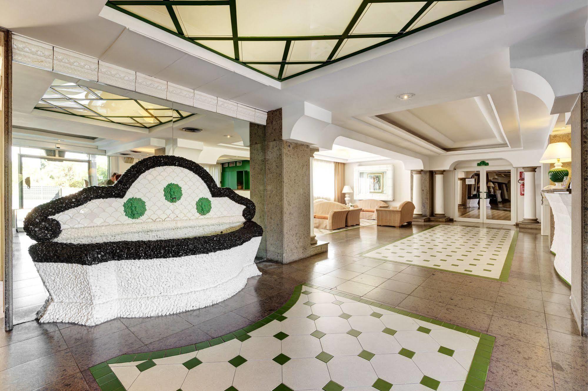 Aris Garden Hotel Casal Palocco Kültér fotó