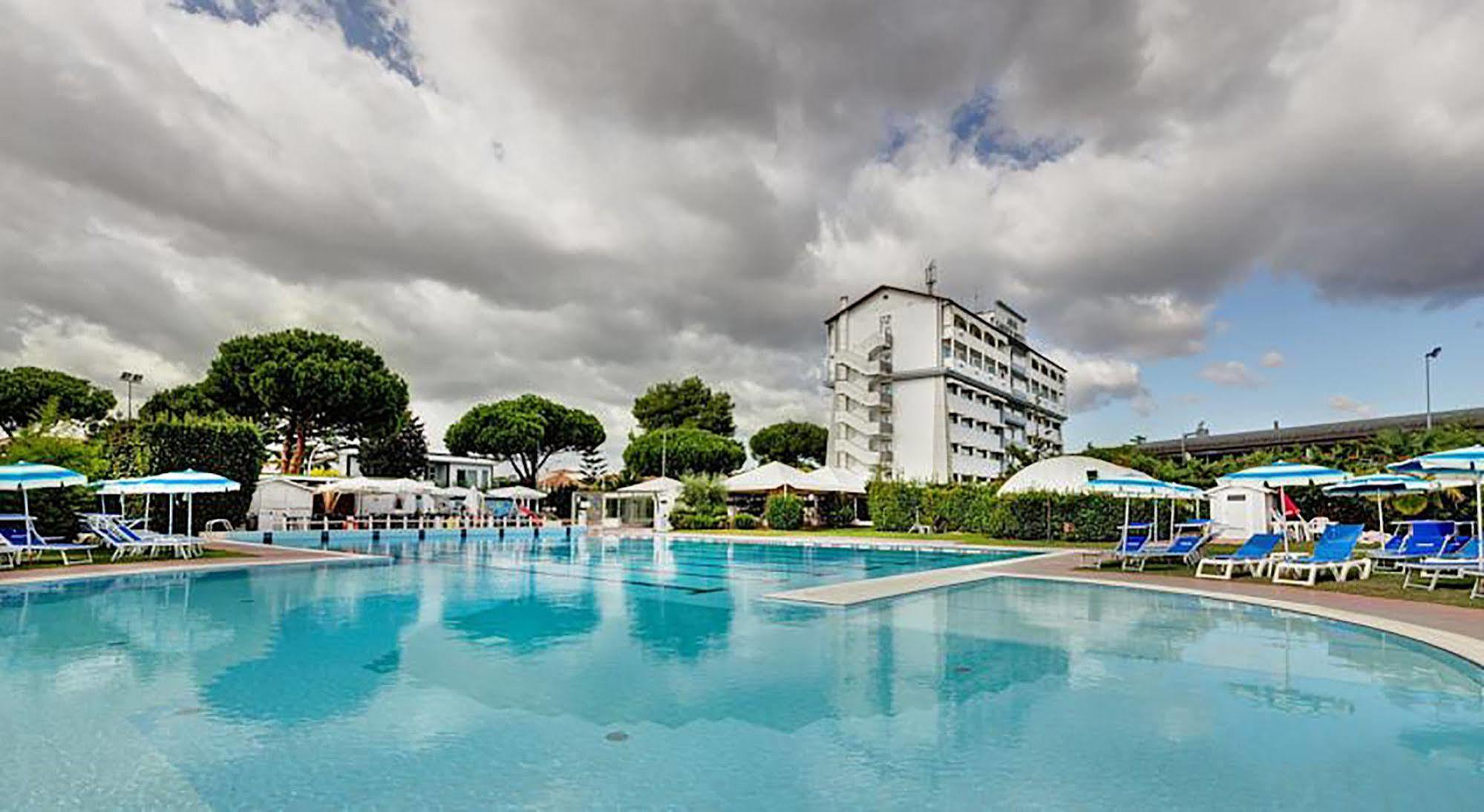 Aris Garden Hotel Casal Palocco Kültér fotó