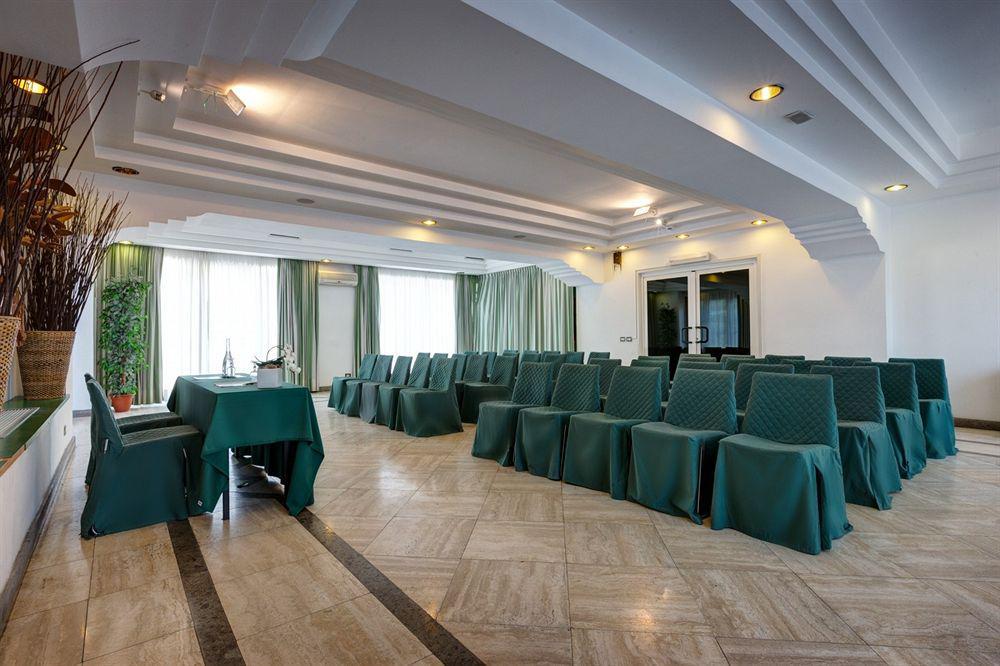 Aris Garden Hotel Casal Palocco Kültér fotó