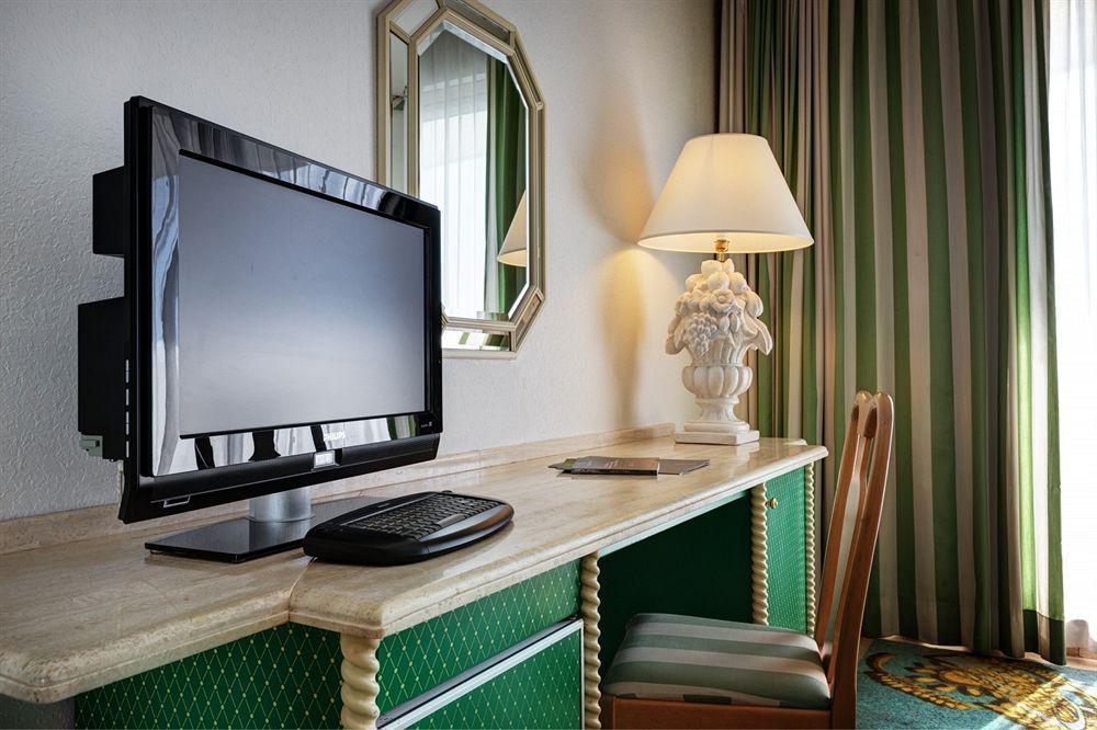 Aris Garden Hotel Casal Palocco Kültér fotó